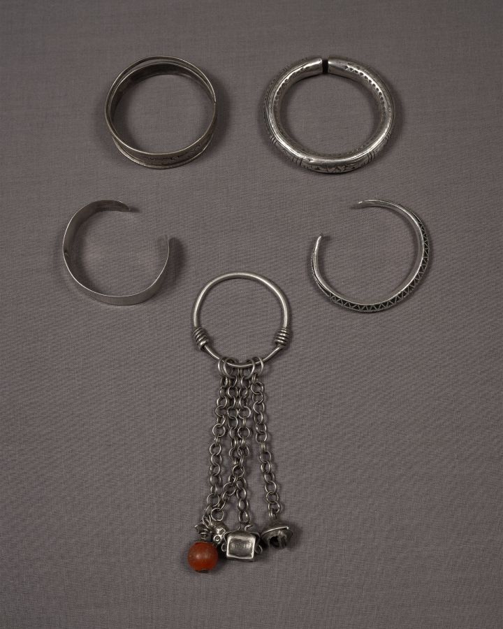 <?php echo Set of 5 Baby Bracelets?>