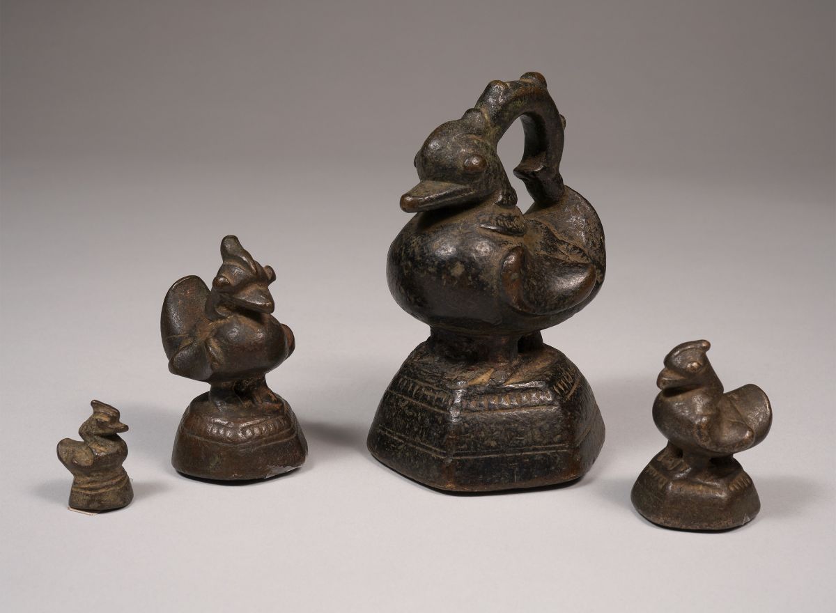 <?php echo Set of 8 Opium Weights?>