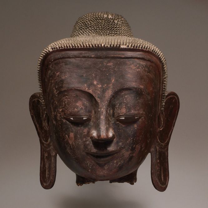 Large Head of Buddha