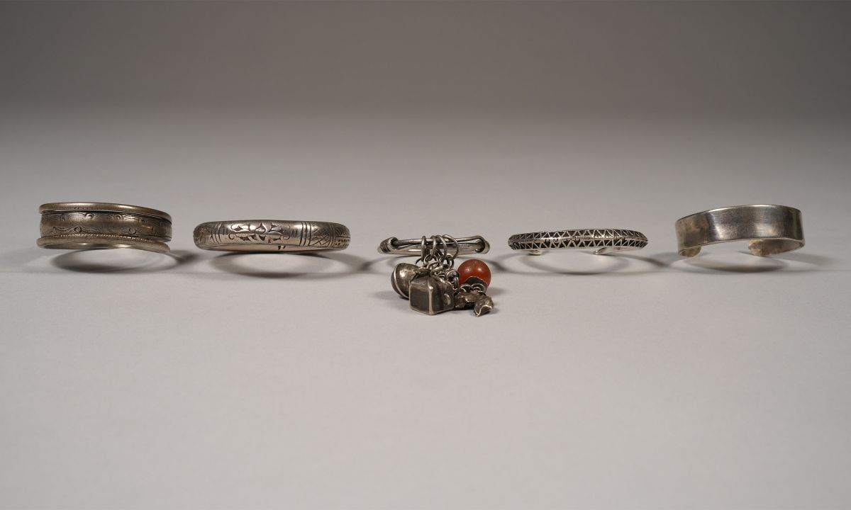 <?php echo Set of 5 Baby Bracelets?>