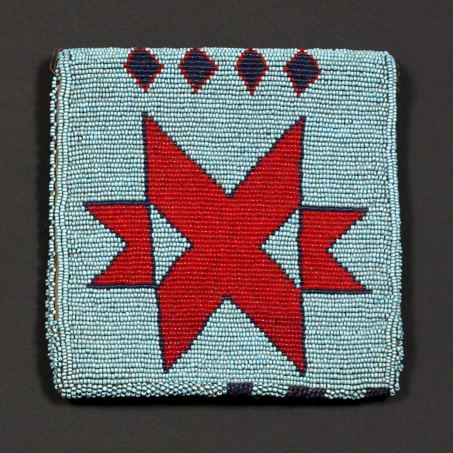 <?php echo Nez Perce Beaded Pouch?>