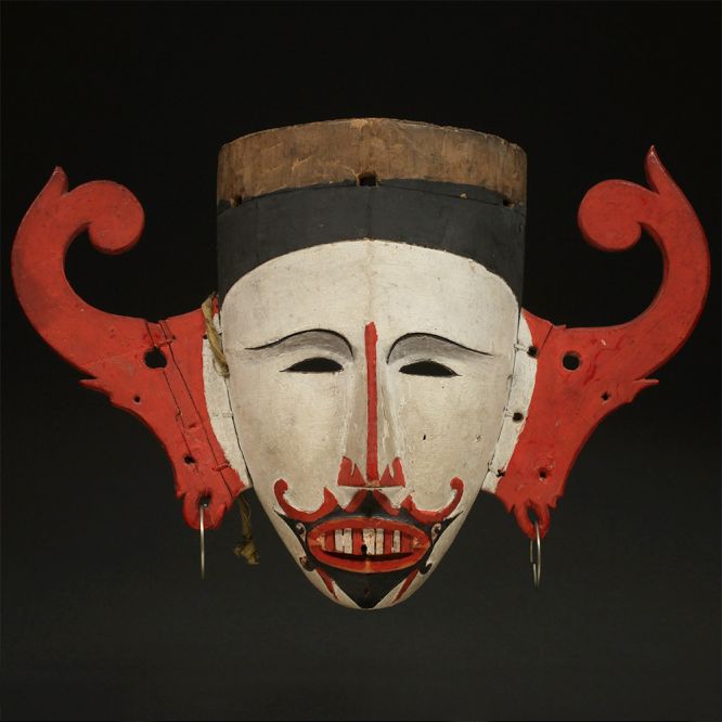 Luha Dayak Mask