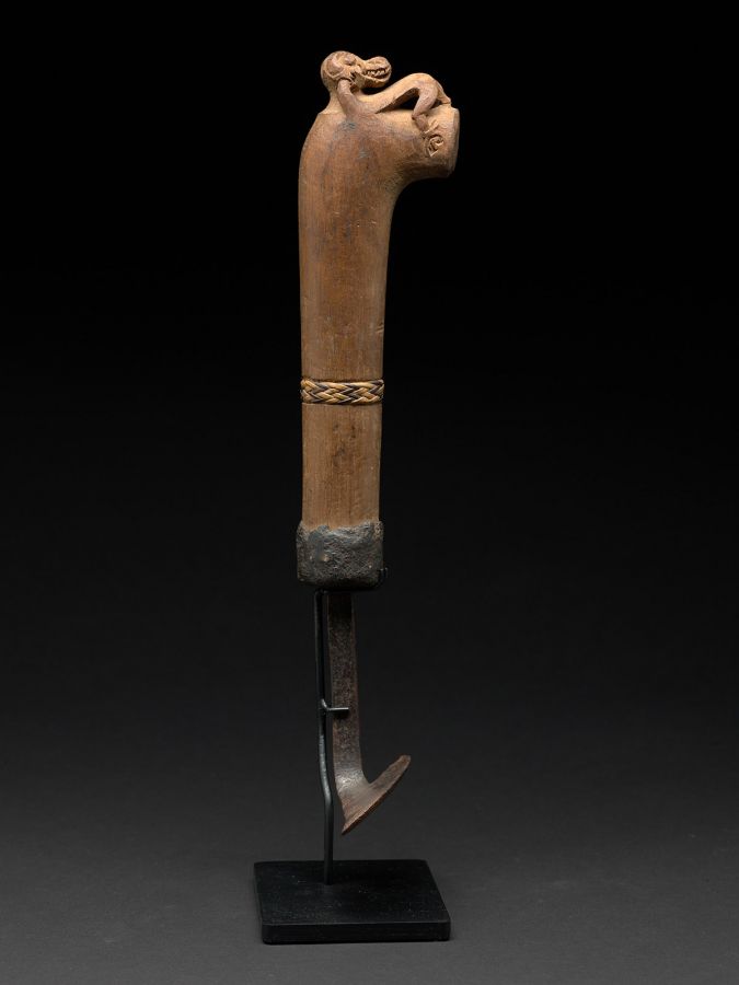 <?php echo Woman's Wedding Hoe?>