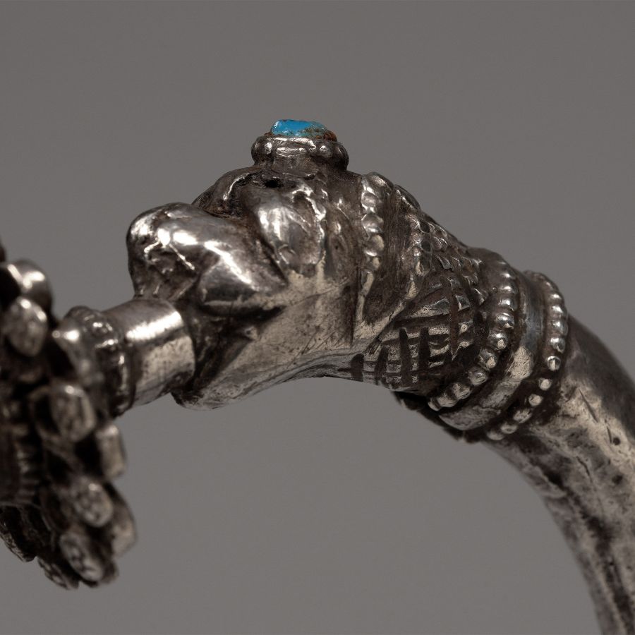 <?php echo Makara Hukka Stem?>